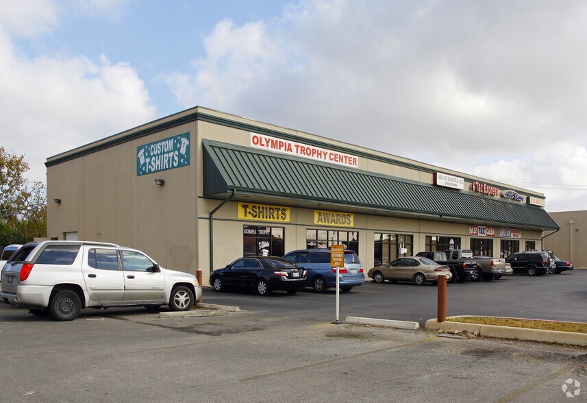 919 SW Military Dr, San Antonio, TX à louer - Photo principale – Image 1 sur 1