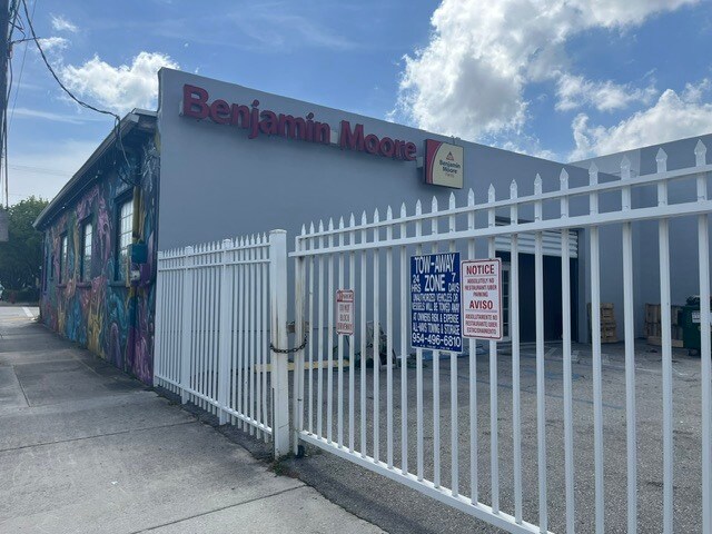 1207 SW 1st Ave, Fort Lauderdale, FL à louer - Photo de l’immeuble – Image 2 sur 14