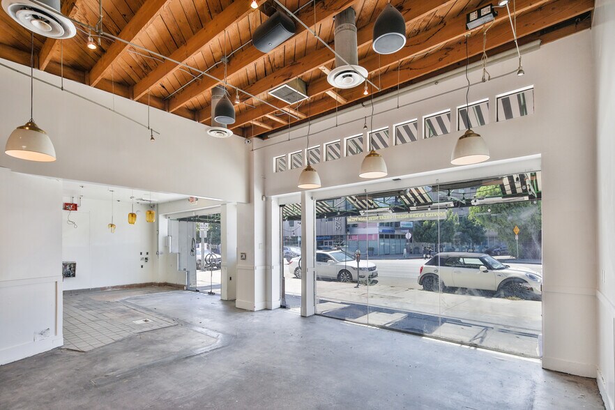 414 N La Cienega Blvd, Los Angeles, CA à louer - Photo intérieure – Image 3 sur 5