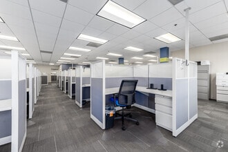 8211 Town Center Dr, Nottingham, MD à louer Photo intérieure– Image 2 sur 3