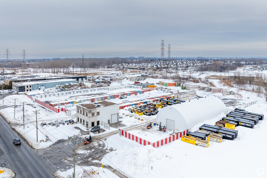 190 Boul Bellerose O, Laval, QC à louer - Aérien – Image 3 sur 5