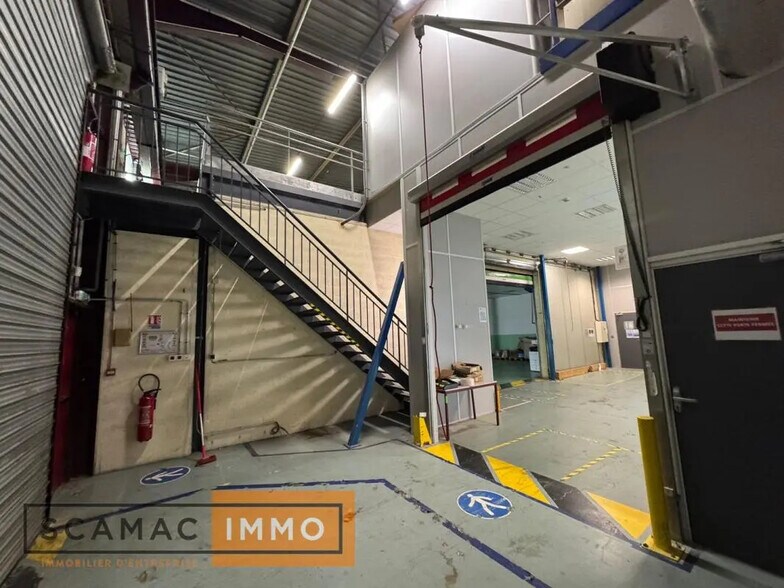 Industriel/Logistique dans Bondoufle à louer - Photo de l’immeuble – Image 3 sur 15