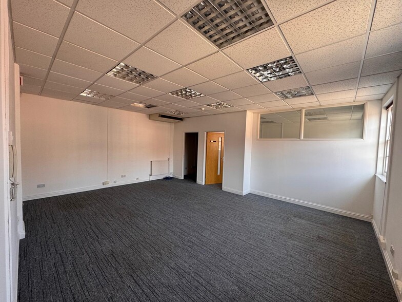 19 Britannia Rd, Worcester à louer - Photo de l’immeuble – Image 3 sur 7