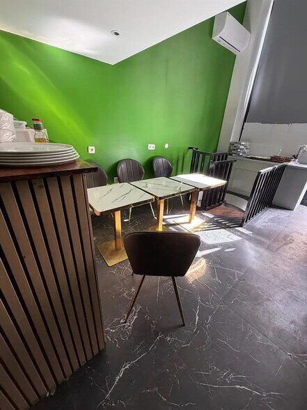 Local commercial dans Paris à louer - Photo intérieure – Image 3 sur 5