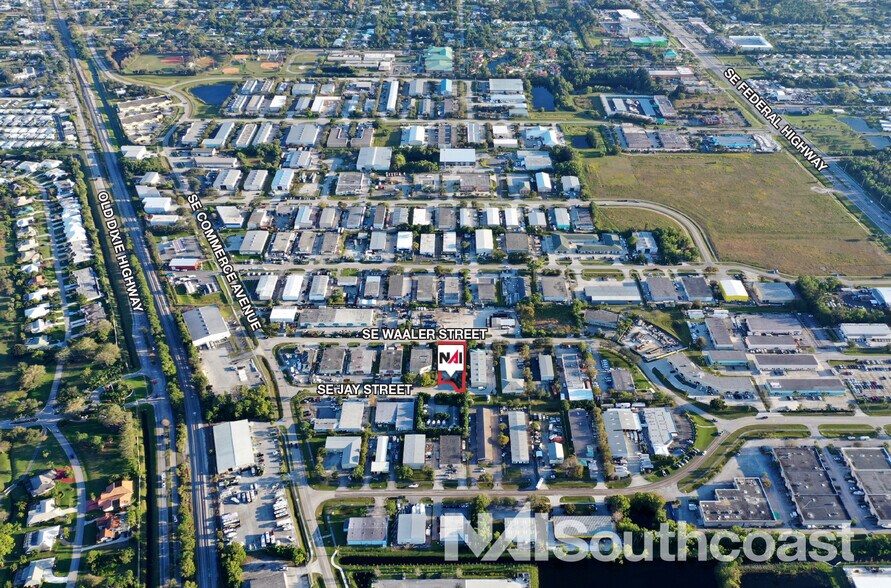 3121 SE Waaler St, Stuart, FL à louer - Photo de l’immeuble – Image 3 sur 9