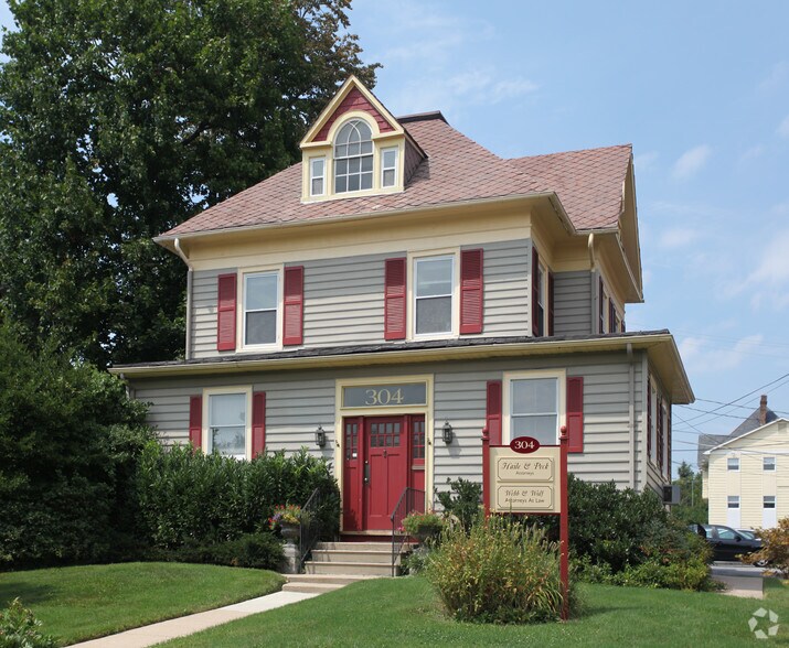 304 W Pennsylvania Ave, Towson, MD à vendre - Photo de l’immeuble – Image 1 sur 5