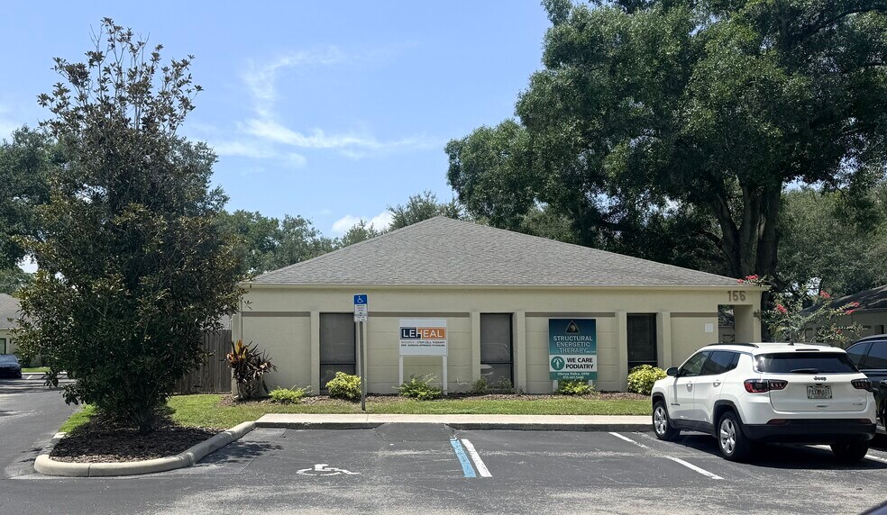156 Whitaker Rd, Lutz, FL à louer - Photo de l’immeuble – Image 2 sur 19