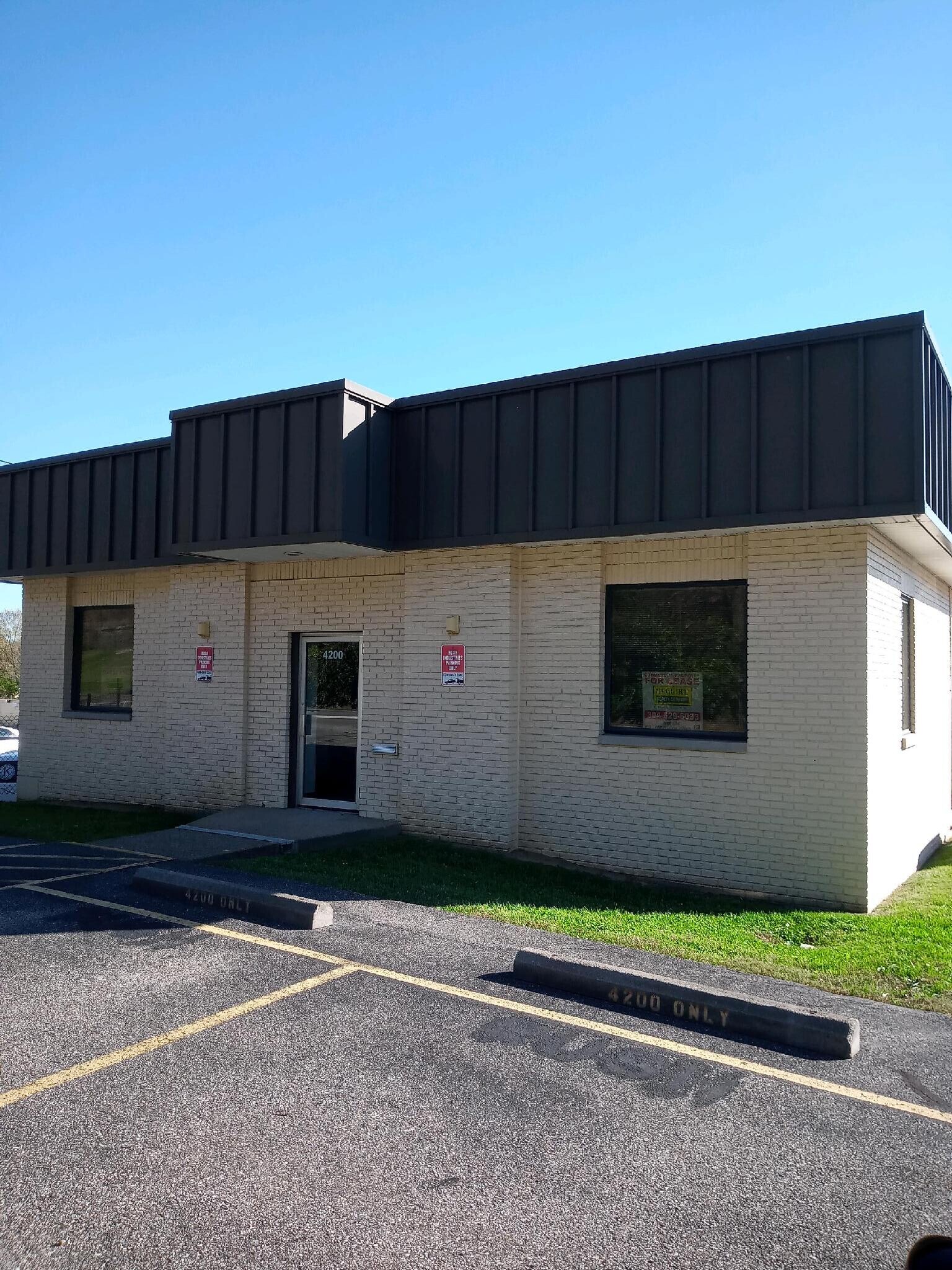 235 Terrace Ave, Huntington, WV à vendre Photo principale– Image 1 sur 10