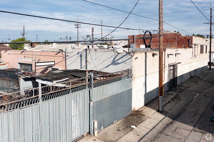 120 W G St, Wilmington, CA à louer - Photo de l’immeuble – Image 2 sur 12