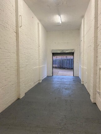 Plus de détails pour Tonbridge Rd, Romford - Différents types d’espaces à louer