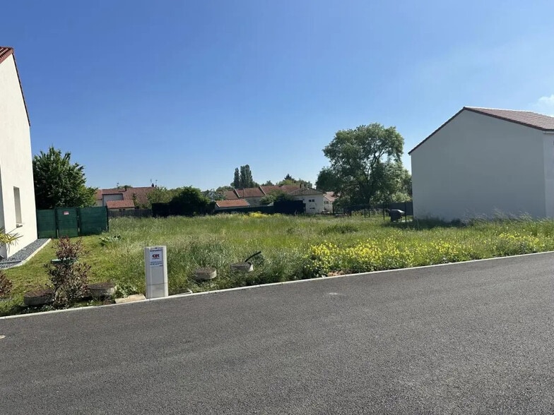 Terrain dans Vernéville à vendre - Photo de l’immeuble – Image 2 sur 5
