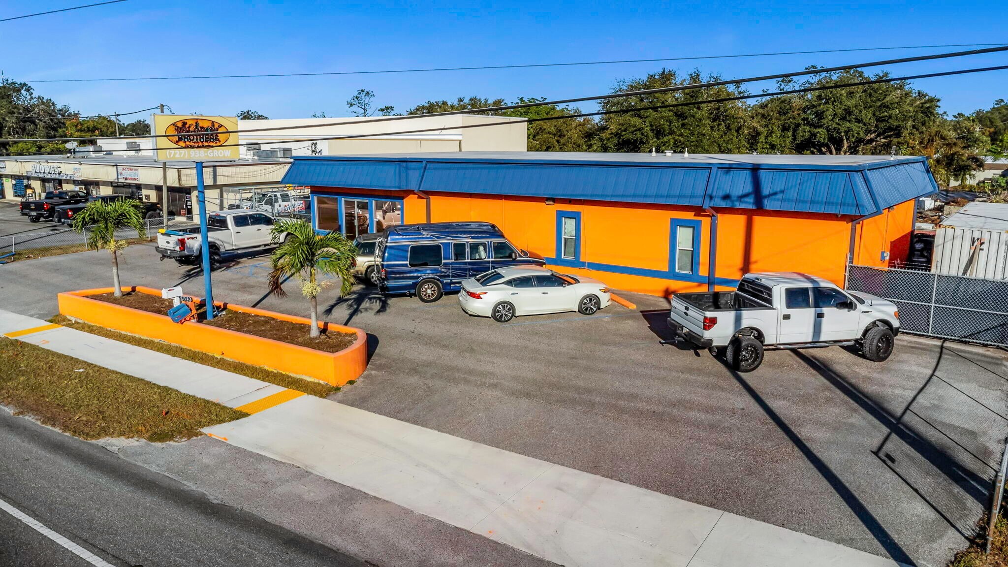 2922 Grand Blvd, Holiday, FL à louer Photo de l’immeuble– Image 1 sur 14