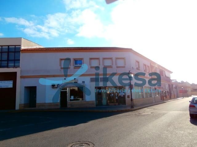 Local commercial dans Aljaraque, Huelva à vendre Photo de l’immeuble– Image 1 sur 7