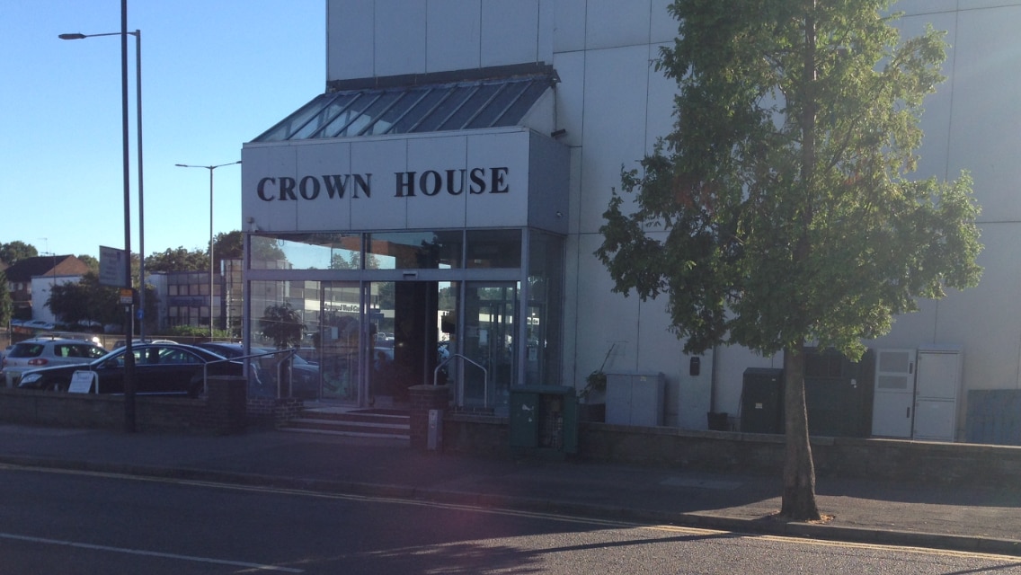 North Circular Rd, Londres à louer Photo de l’immeuble– Image 1 sur 8