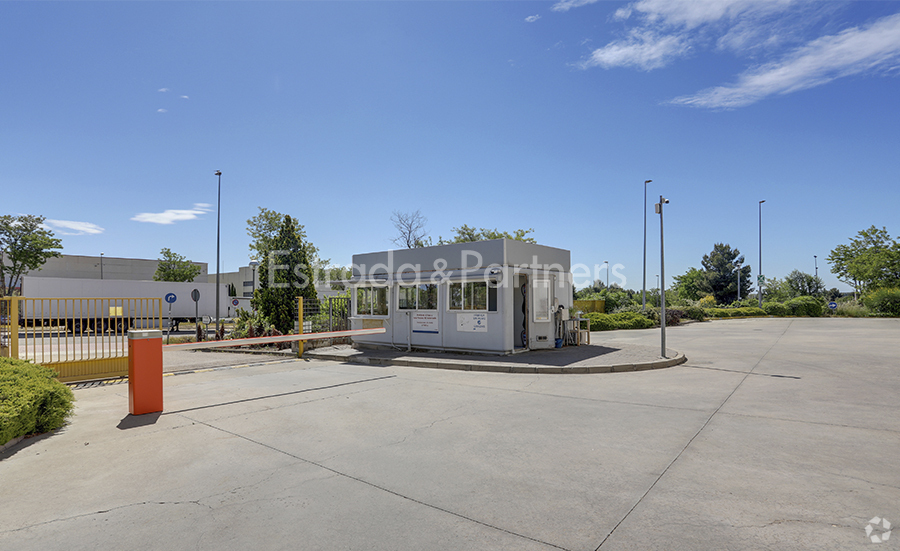 Industriel/Logistique dans Getafe, Madrid à louer - Photo de l’immeuble – Image 3 sur 14