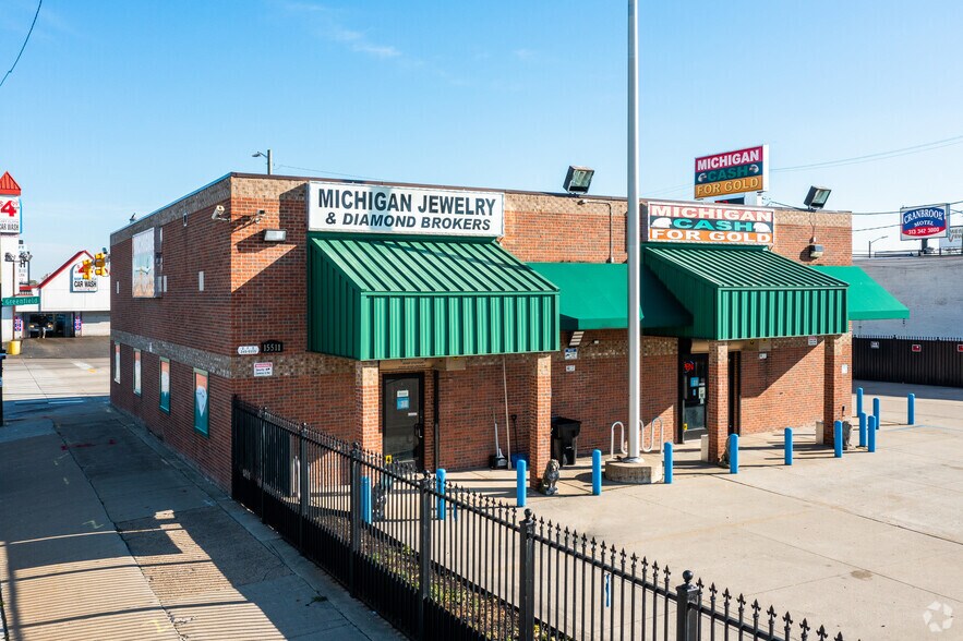 15511 W 8 Mile Rd, Detroit, MI à vendre - Photo de l’immeuble – Image 1 sur 5