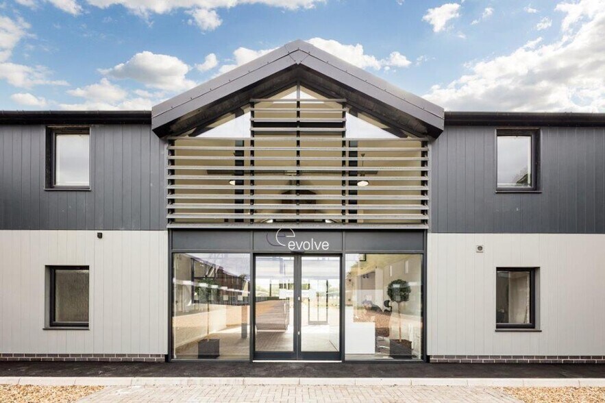 Old Ipswich Rd, Ardleigh à vendre - Photo de l’immeuble – Image 1 sur 15