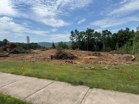 314 Business Park Dr, Bristol, CT à louer Photo principale– Image 1 sur 2