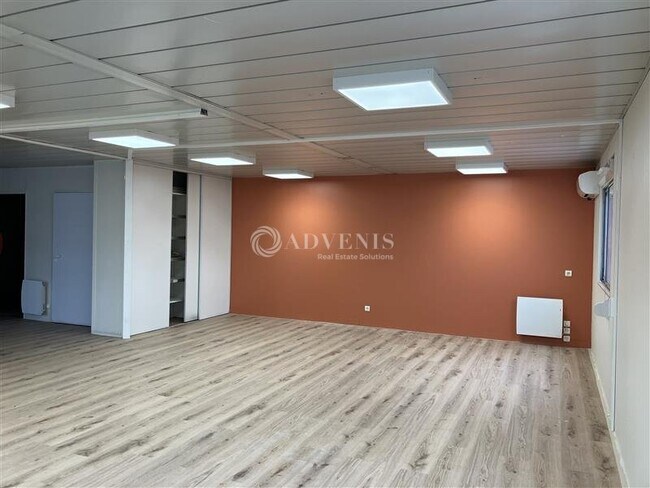 Plus de détails pour Bureau à louer