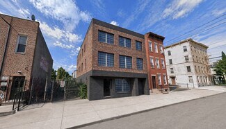 Plus de détails pour 360 Crescent St, Brooklyn, NY - Logement à vendre