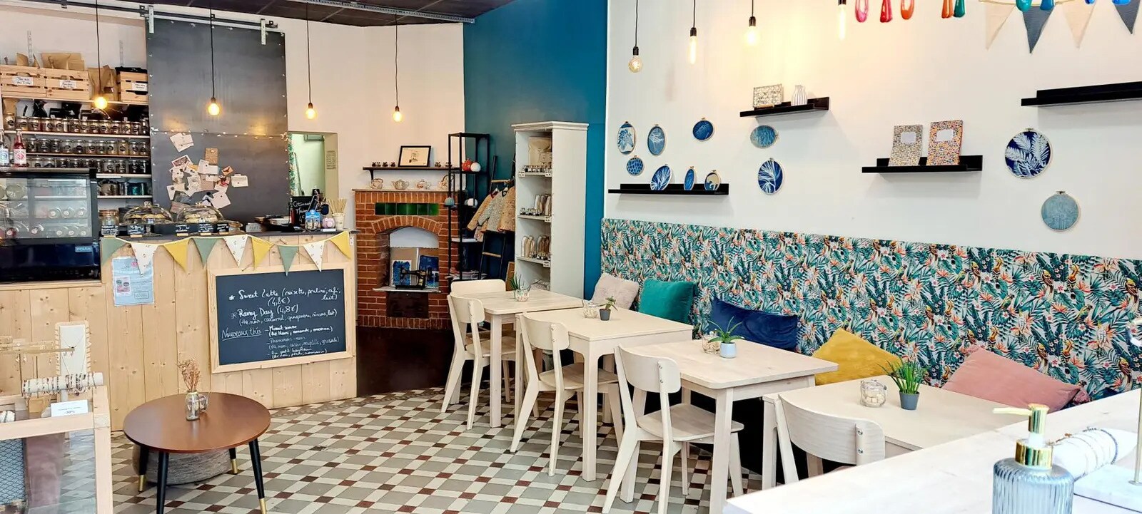 Local commercial dans Bordeaux à louer Photo intérieure– Image 1 sur 4