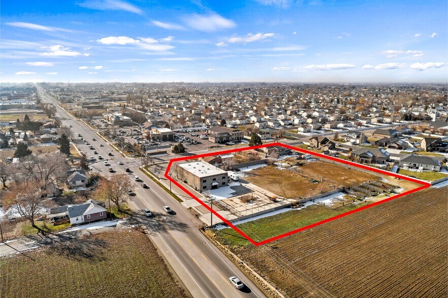 2016 W 2300 N, Clinton, UT à vendre - Photo de l’immeuble – Image 3 sur 7