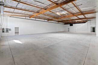 Plus de détails pour 8950-8954 Lurline Ave, Chatsworth, CA - Local d'activités à louer