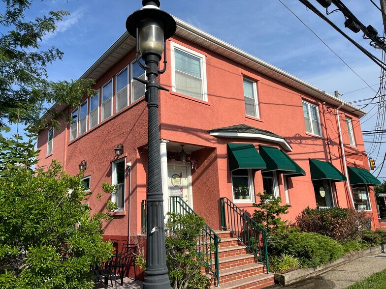 136-140 Durham Ave, Metuchen, NJ à louer - Photo de l’immeuble – Image 3 sur 17
