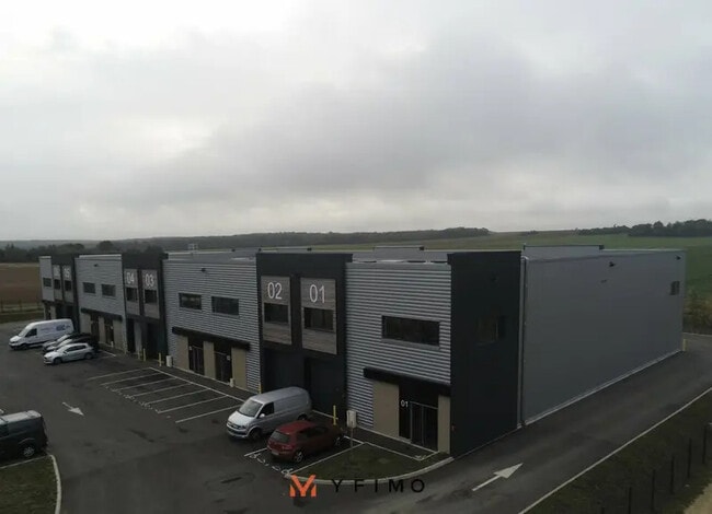 Plus de détails pour Industriel/Logistique à louer