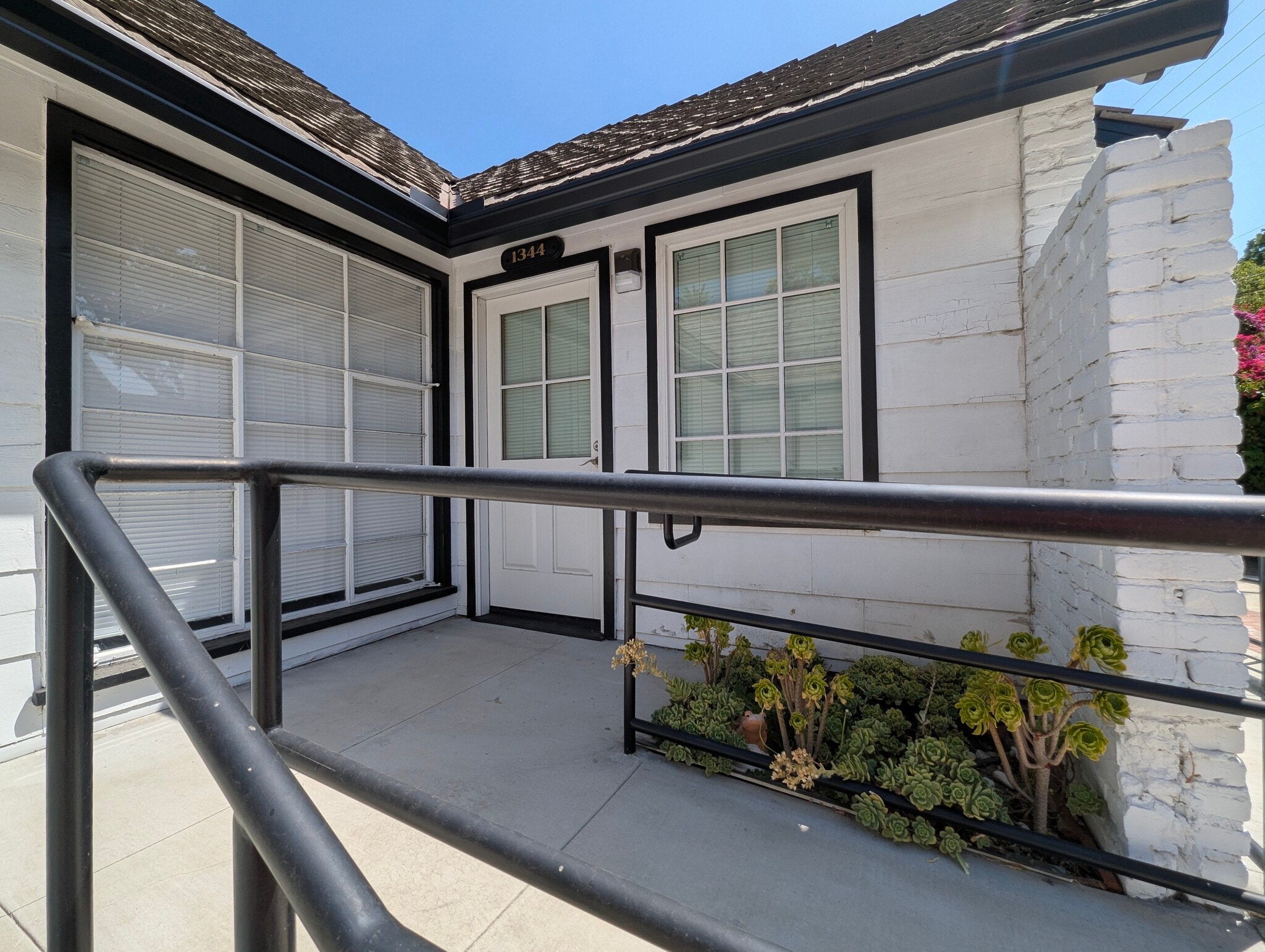 1340 Granada Ave, San Marino, CA à louer Photo intérieure– Image 1 sur 11