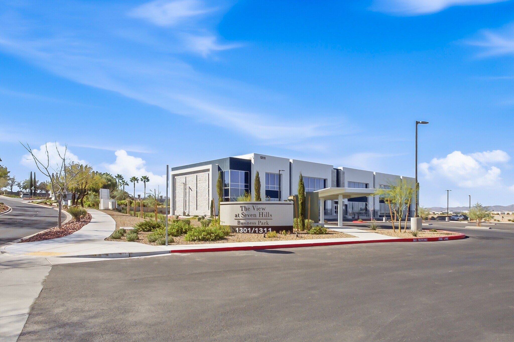 1311 Seven Hills Dr, Henderson, NV à vendre Photo principale– Image 1 sur 36