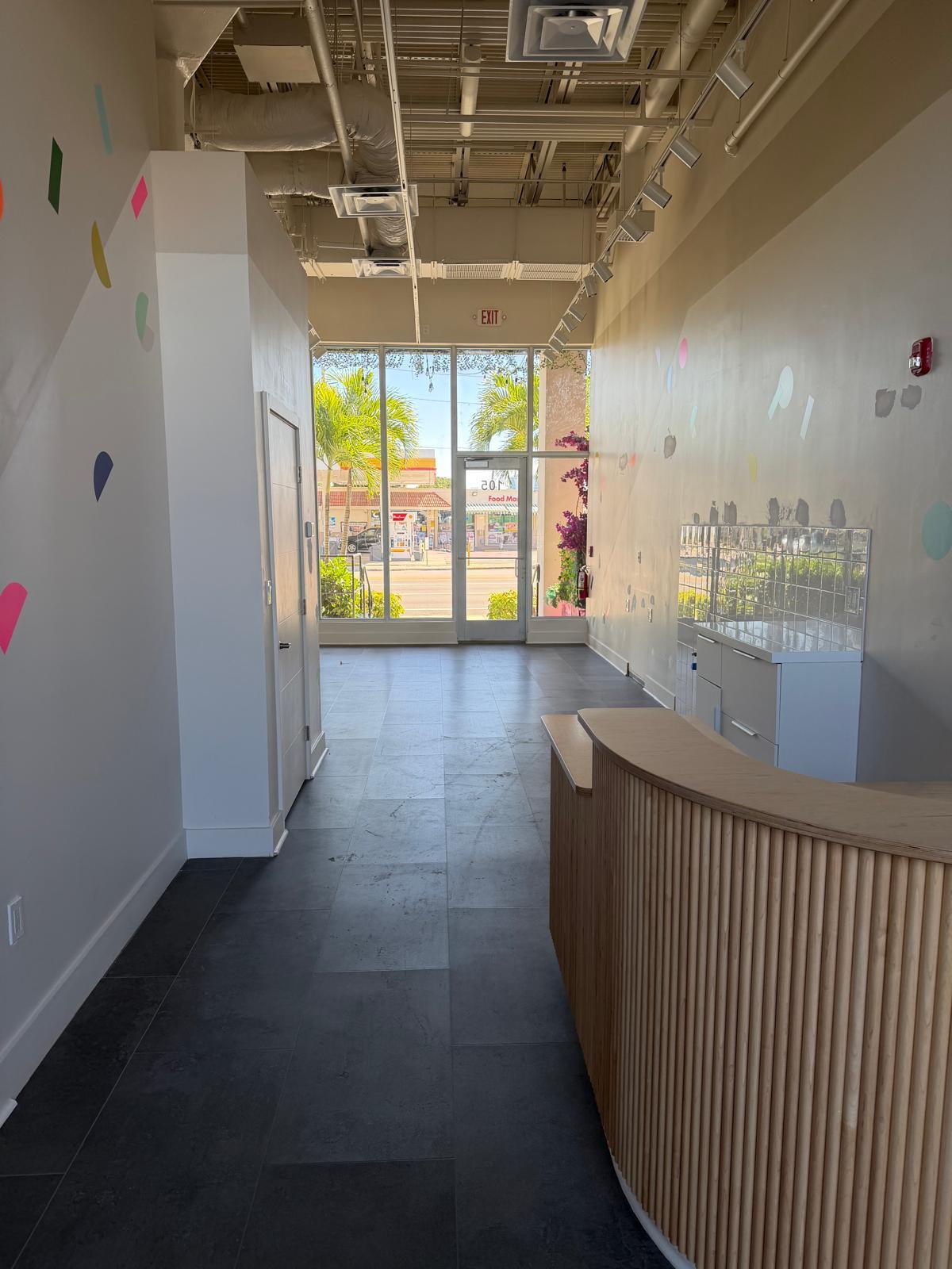 601 N Federal Hwy, Hallandale Beach, FL à louer Photo intérieure– Image 1 sur 8