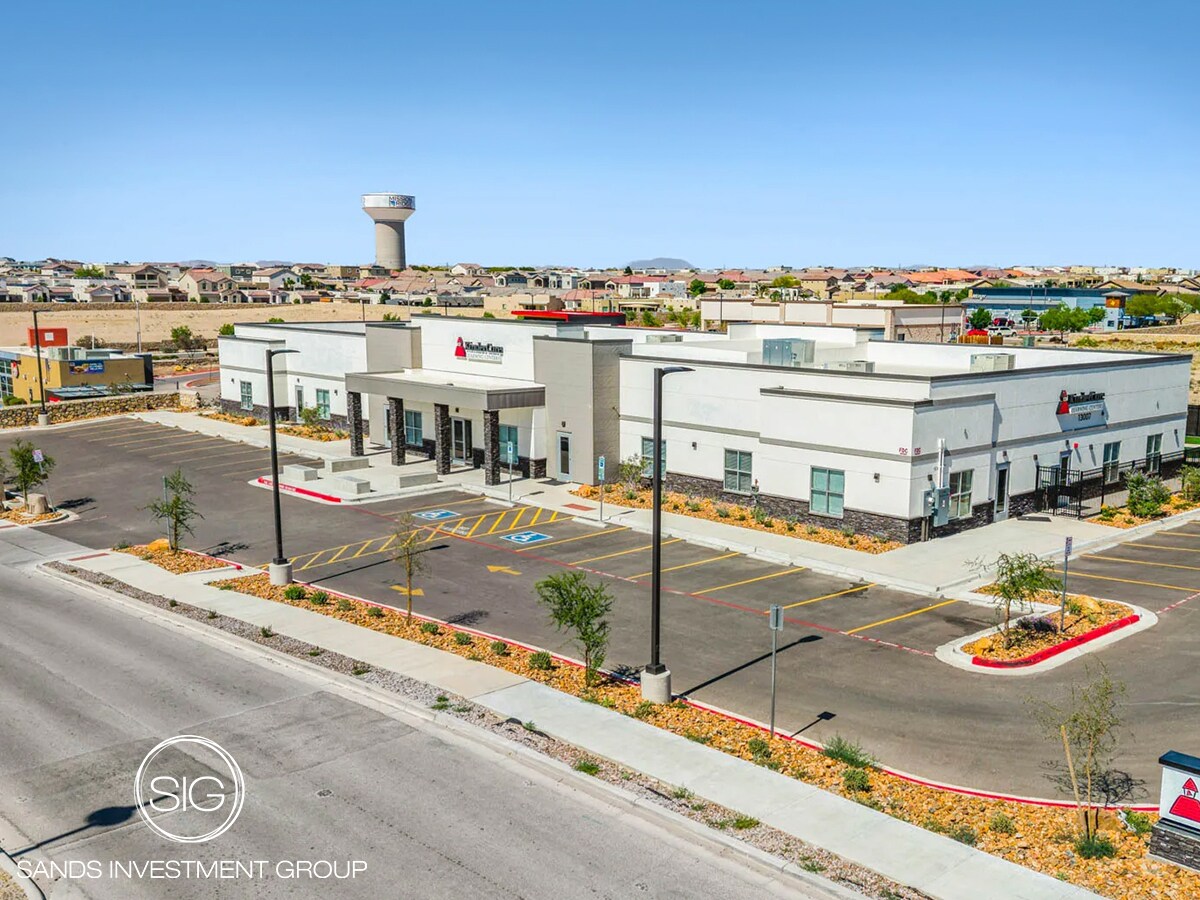 13007 Emerald Pass Ave, El Paso, TX à vendre Photo de l’immeuble– Image 1 sur 6