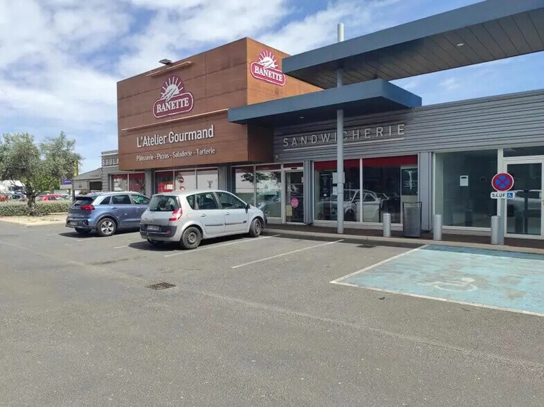 Local commercial dans Agde à vendre - Photo de l’immeuble – Image 2 sur 6