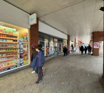 London Rd, Redhill à louer - Photo de l’immeuble – Image 2 sur 2