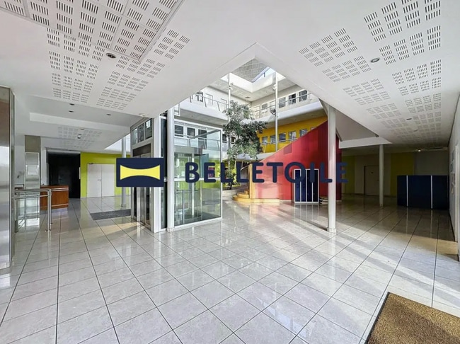 Plus de détails pour Bureau à louer