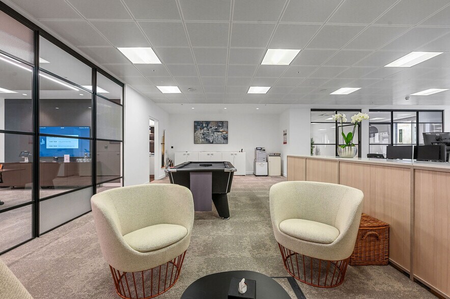5 Hanover Sq, Londres à louer - Photo de l’immeuble – Image 2 sur 6