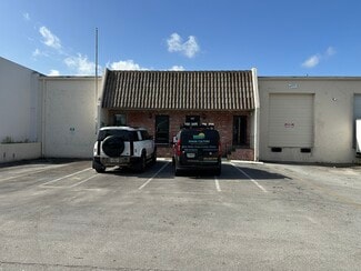 Plus de détails pour 780-784 NW 57th Ct, Fort Lauderdale, FL - Local d'activités à louer