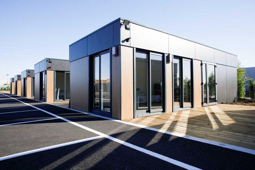 Bureau dans Gellainville à louer - Photo de l’immeuble – Image 3 sur 15