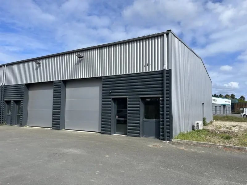 Local commercial dans Mios à louer Photo de l’immeuble– Image 1 sur 5