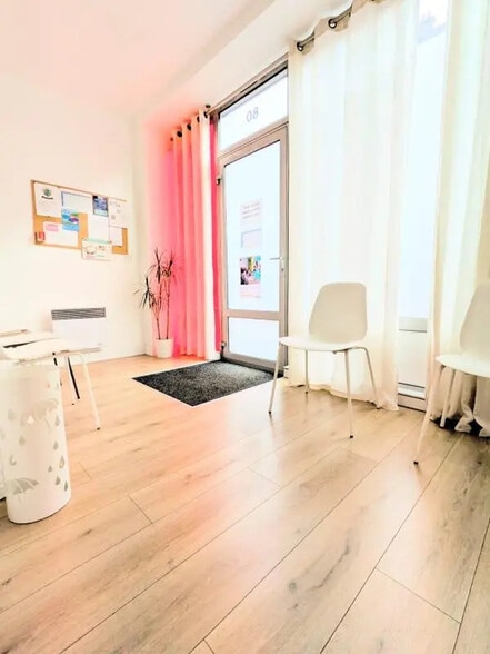 Local d'activités dans Nantes à vendre - Photo intérieure – Image 1 sur 5