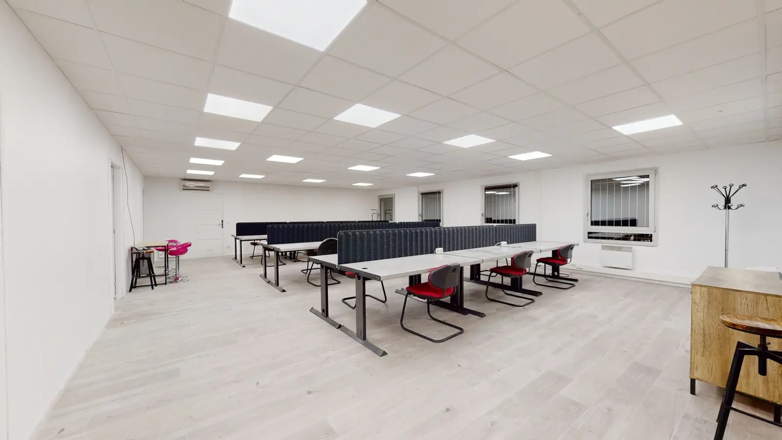 136 Chemin Du Moulin Carron, Écully à louer Photo intérieure– Image 1 sur 8