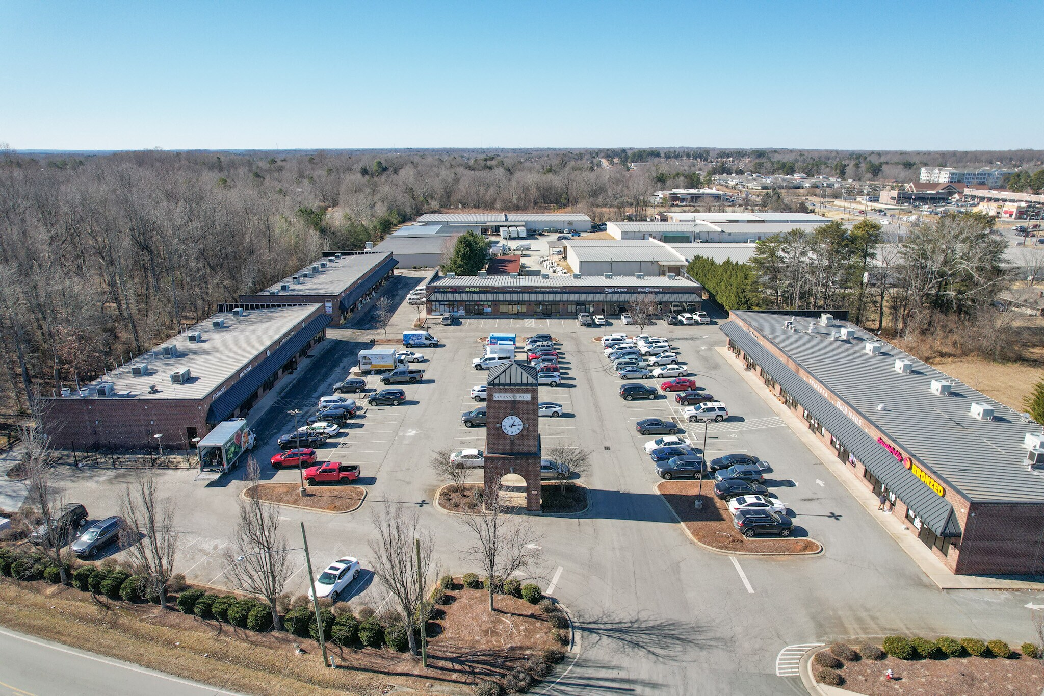 1143-1149 Saint Marks Church Rd, Burlington, NC à louer Photo principale– Image 1 sur 7