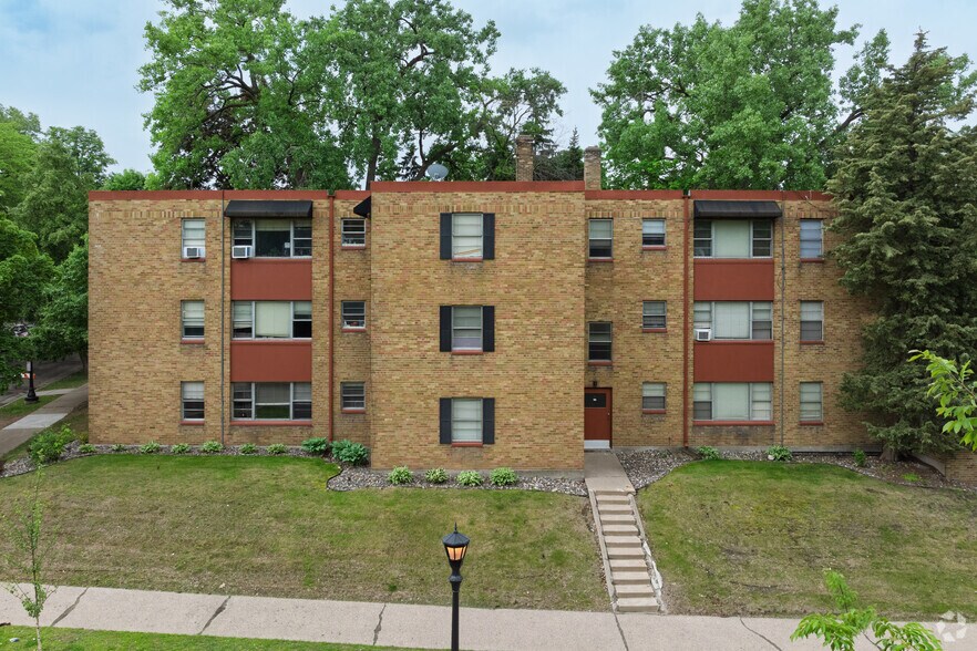 235 Exeter Pl, Saint Paul, MN à vendre - Photo de l’immeuble – Image 2 sur 6