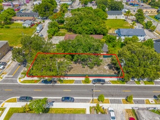 Plus de détails pour 605 NW 65th St, Miami, FL - Terrain à vendre