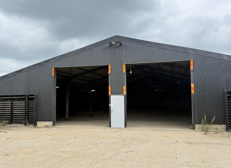 Matching Hall Farm, Harlow à louer - Photo principale – Image 2 sur 5