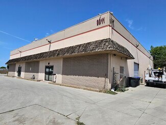 Plus de détails pour 13101 Brookhurst St, Garden Grove, CA - Industriel/Logistique à vendre