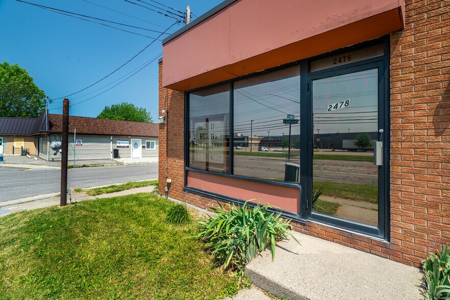 2478 George Urban Blvd, Depew, NY à vendre - Photo de l’immeuble – Image 3 sur 39