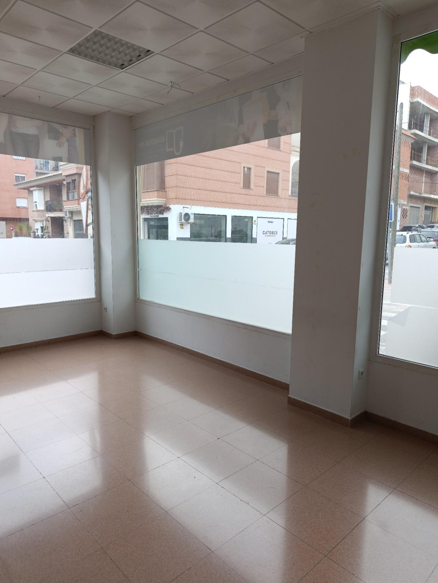 Local commercial dans Bullas, Murcia à louer Photo de l’immeuble– Image 1 sur 10