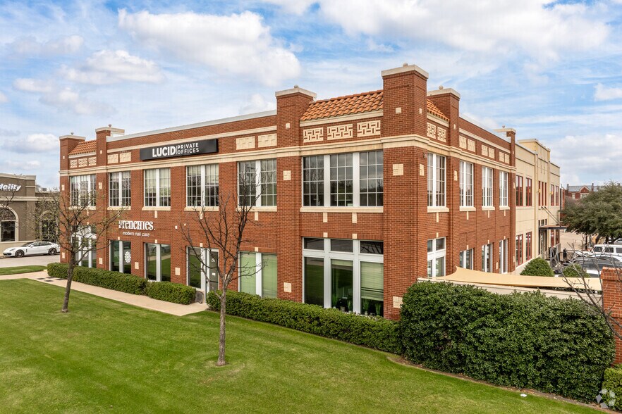 1560 E southlake Blvd, Southlake, TX à louer - Photo de l’immeuble – Image 1 sur 20